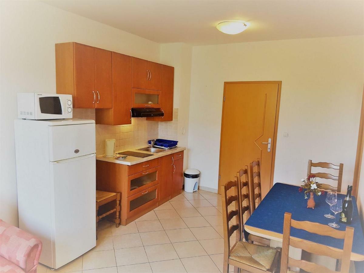 Apartments Vrtlici Stara Novalja Ngoại thất bức ảnh
