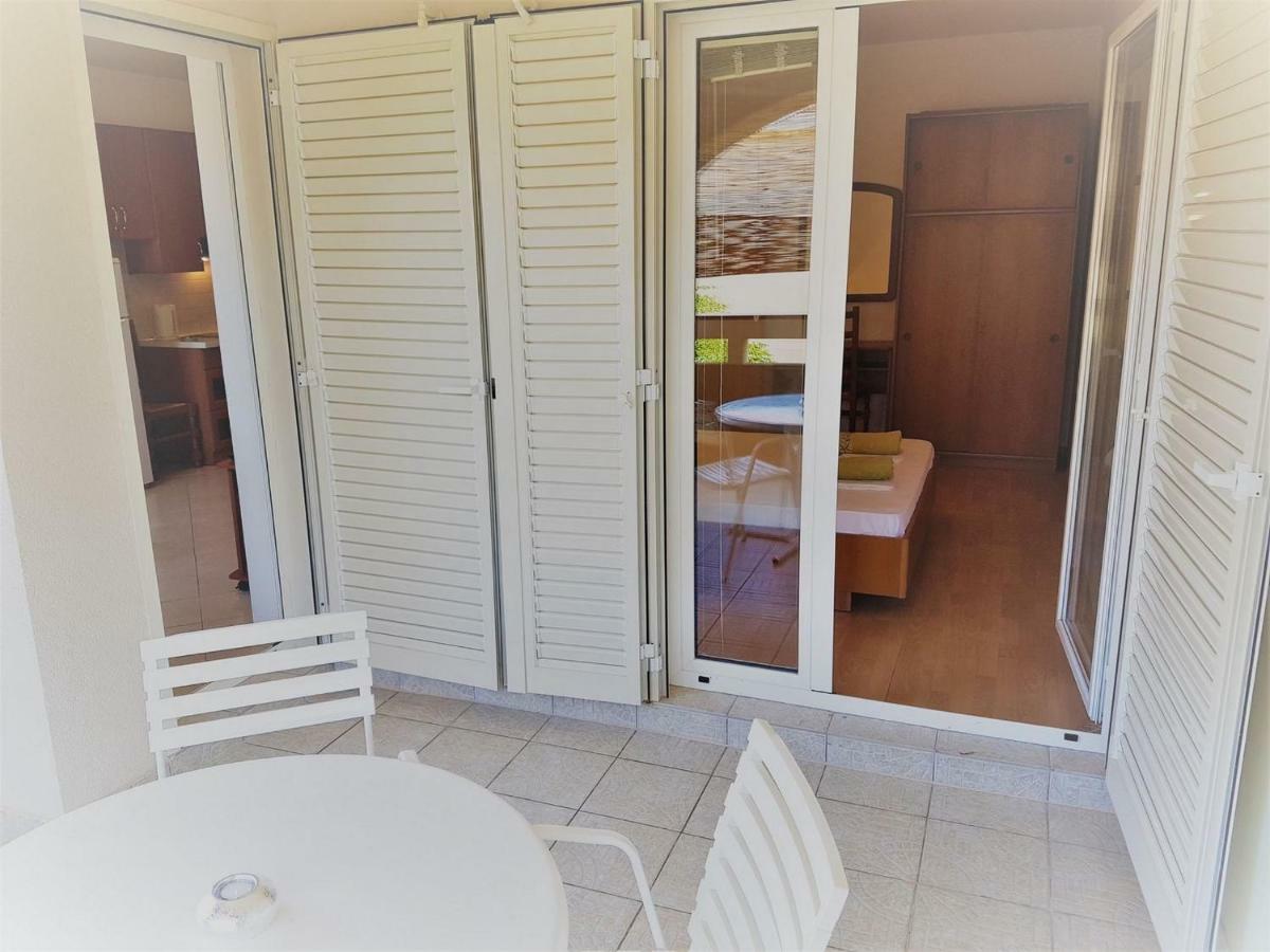 Apartments Vrtlici Stara Novalja Ngoại thất bức ảnh