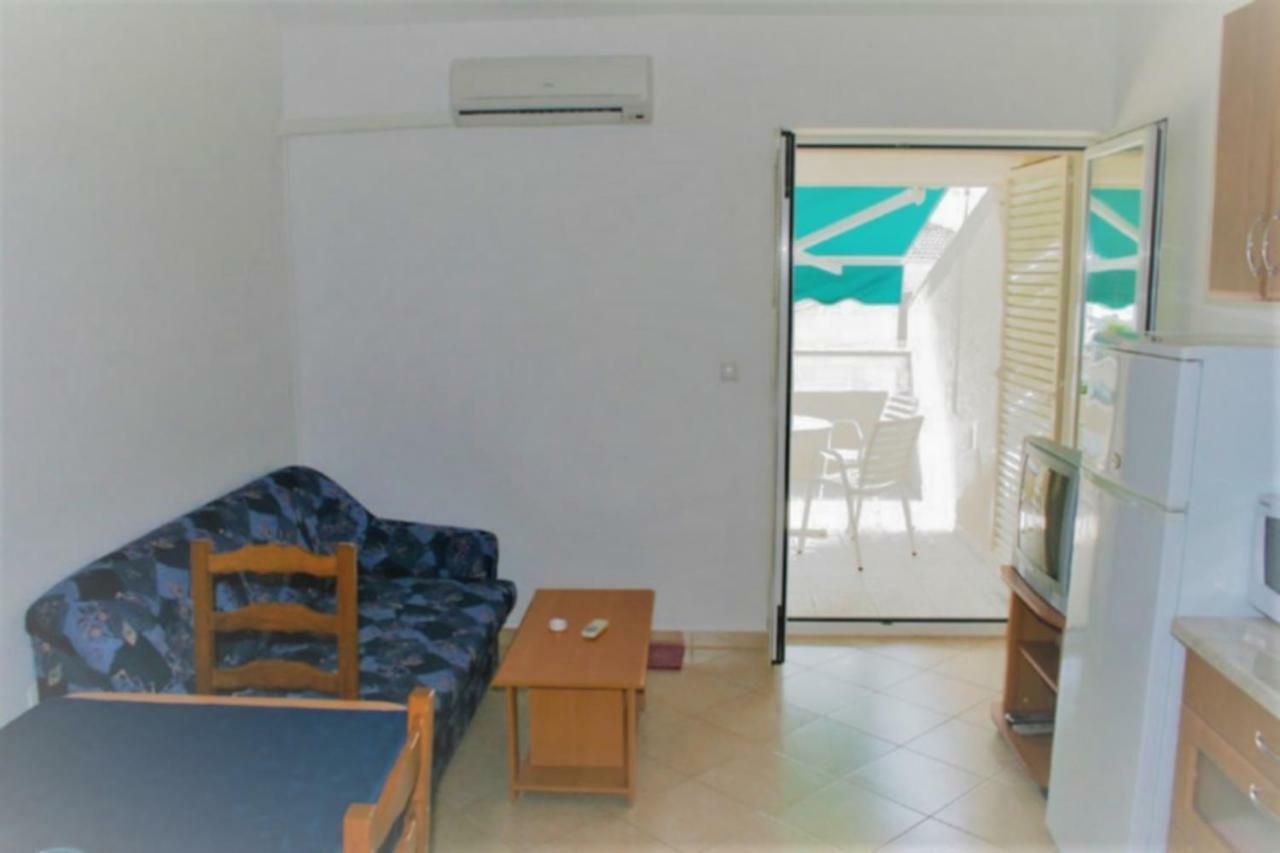 Apartments Vrtlici Stara Novalja Ngoại thất bức ảnh