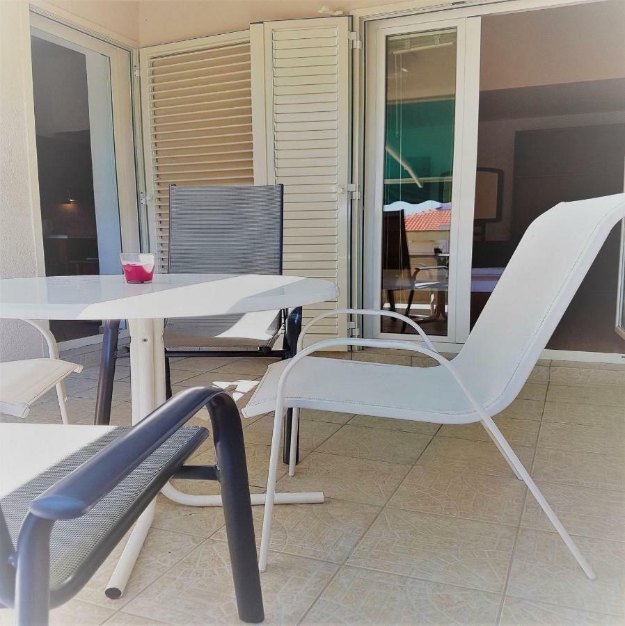 Apartments Vrtlici Stara Novalja Ngoại thất bức ảnh