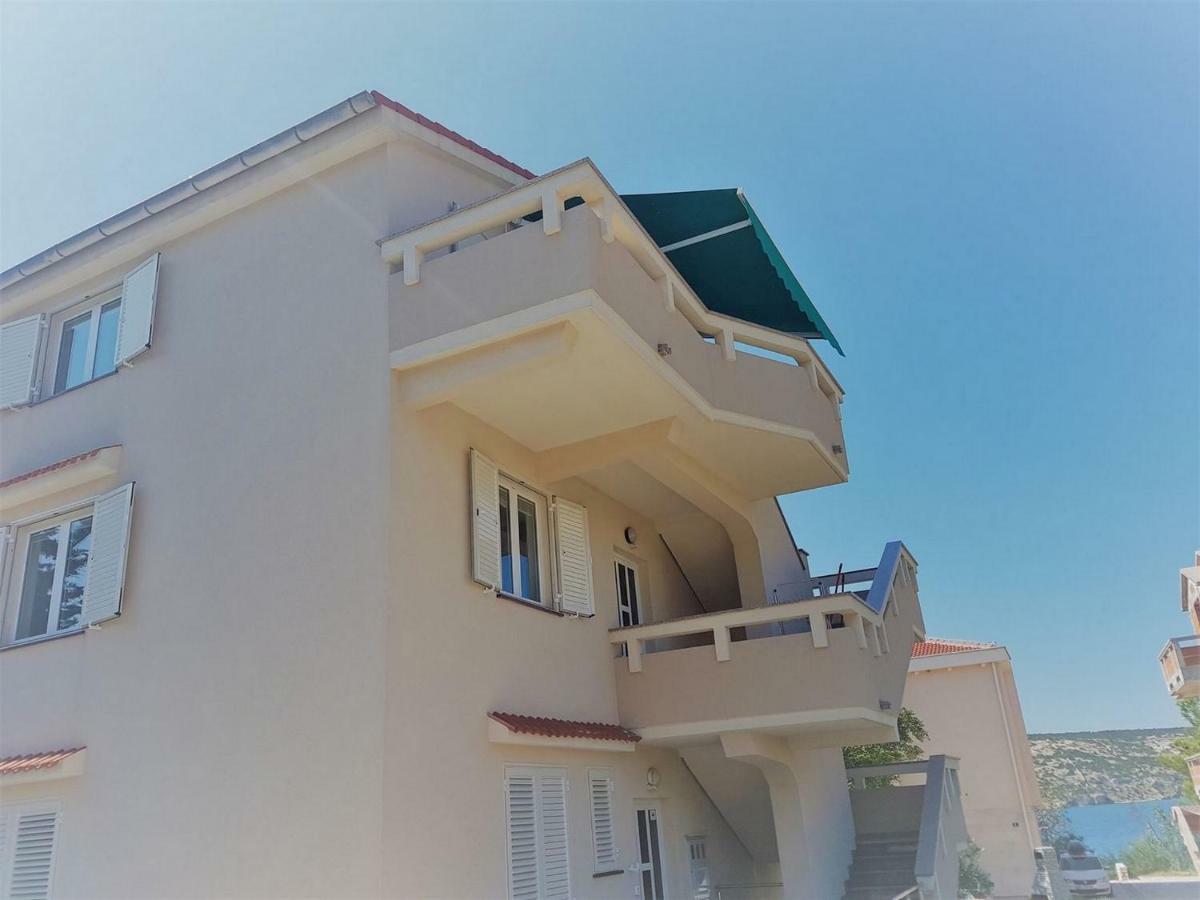 Apartments Vrtlici Stara Novalja Ngoại thất bức ảnh