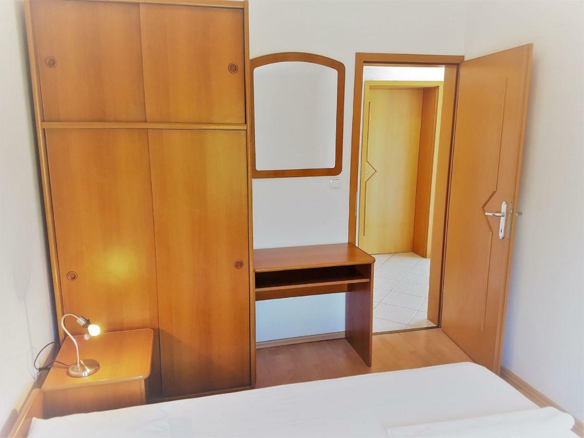 Apartments Vrtlici Stara Novalja Ngoại thất bức ảnh