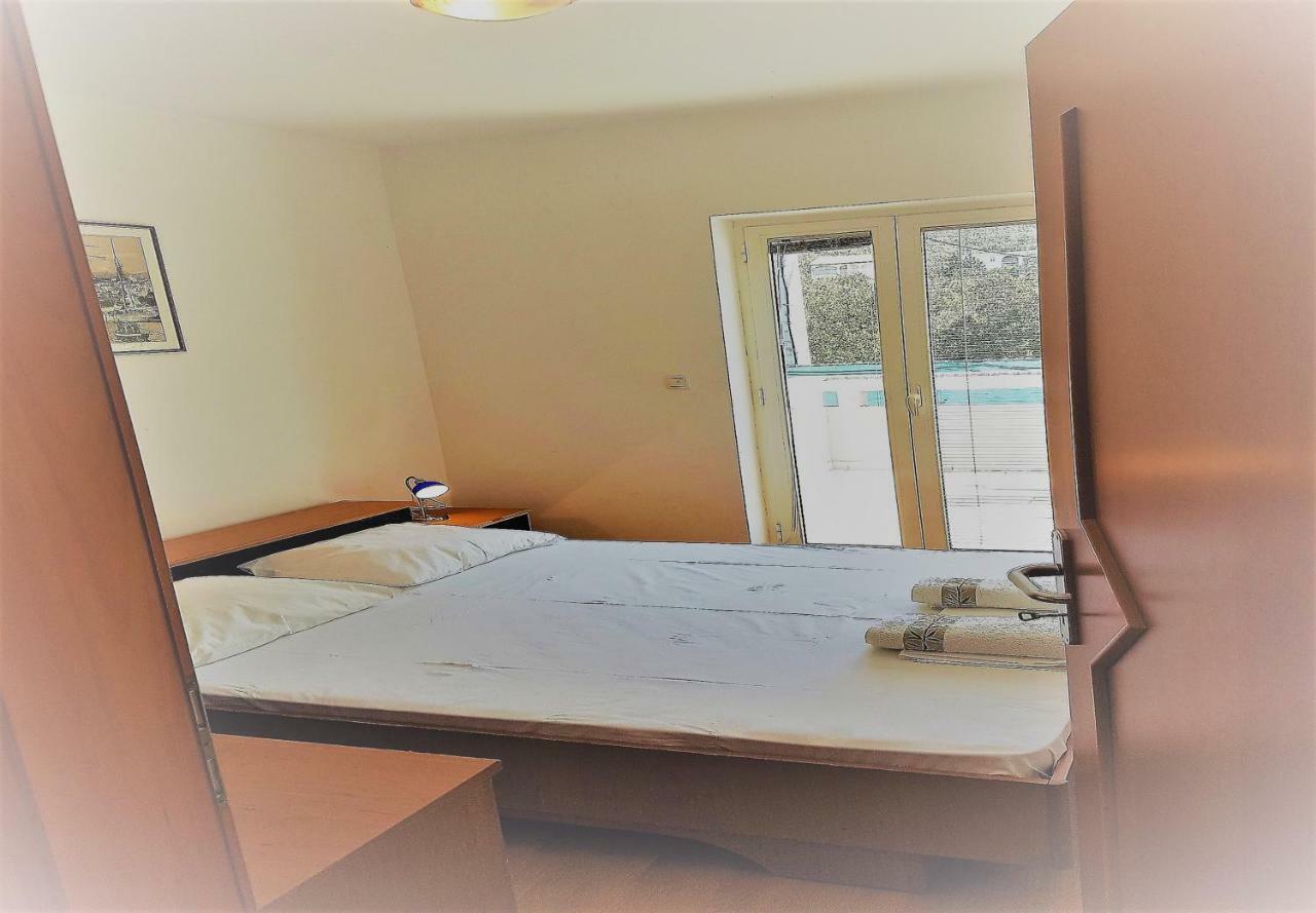 Apartments Vrtlici Stara Novalja Ngoại thất bức ảnh